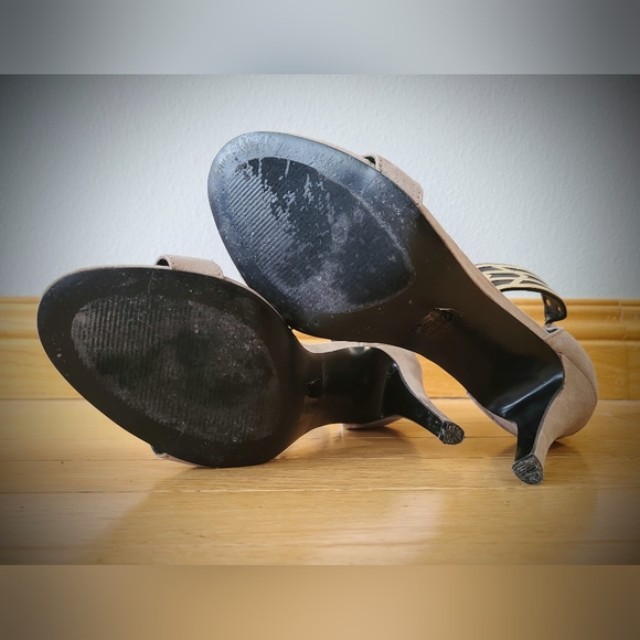 Aldo Tormini Tan Open Toe Heels, size 9. - Picture 7 of 8